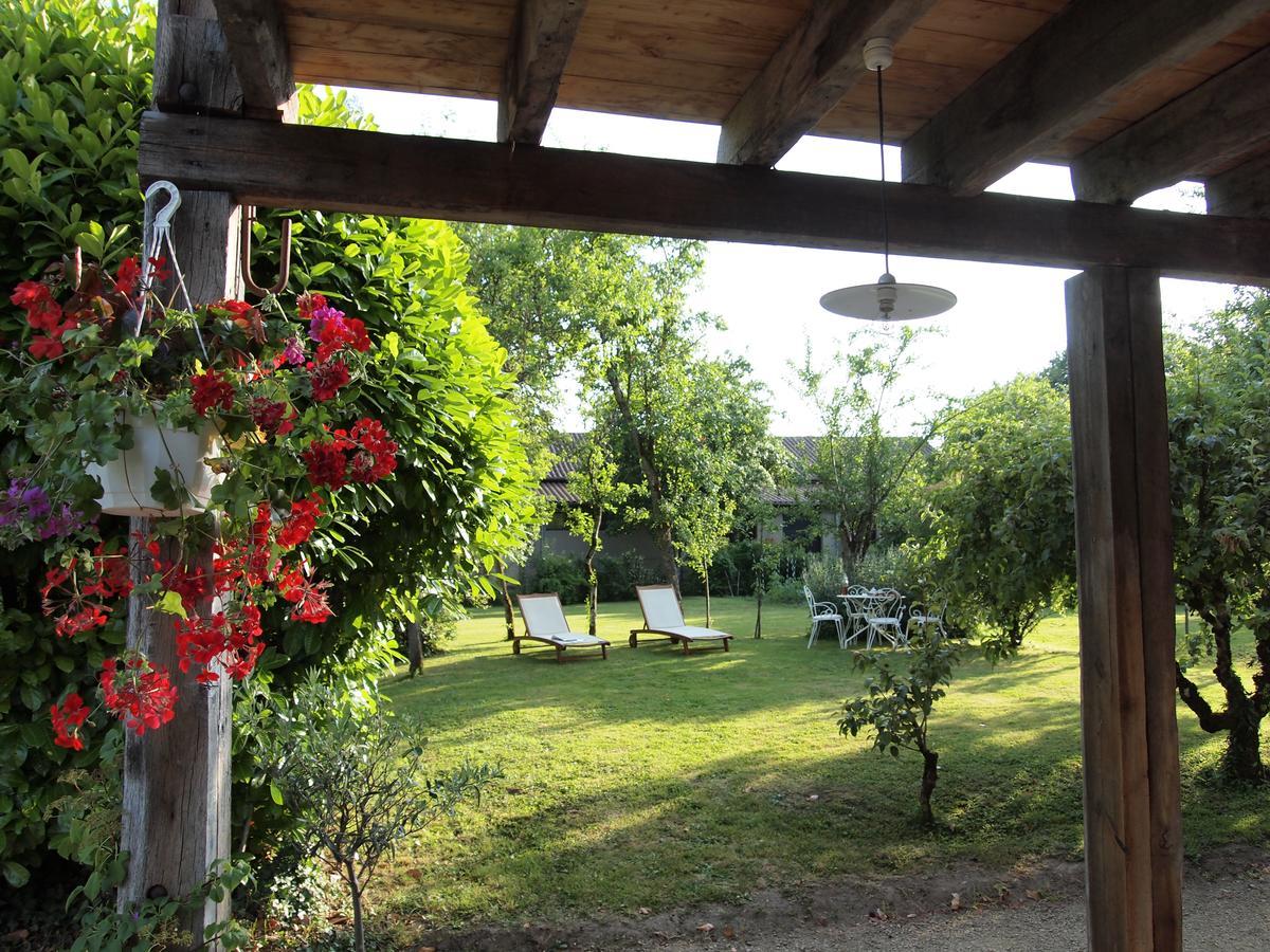 Les Jardins De Lily Hotel Saint-Leonard-de-Noblat Exterior photo
